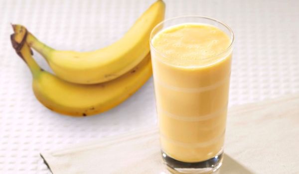 Shake białkowo-bananowy z musli